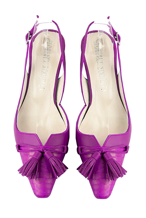 French elegance and refinement for these mauve purple dress slingback shoes, with a knot, 
                available in many subtle leather and colour combinations. The pretty French spirit of this beautiful pump will accompany your steps nicely and comfortably.
To be personalized or not, with your materials and colors.  
                Matching clutches for parties, ceremonies and weddings.   
                You can customize these shoes to perfectly match your tastes or needs, and have a unique model.  
                Choice of leathers, colours, knots and heels. 
                Wide range of materials and shades carefully chosen.  
                Rich collection of flat, low, mid and high heels.  
                Small and large shoe sizes - Florence KOOIJMAN